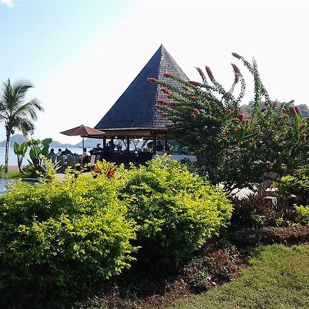 Luwansa Beach Resort Labuan Bajo Exterior photo