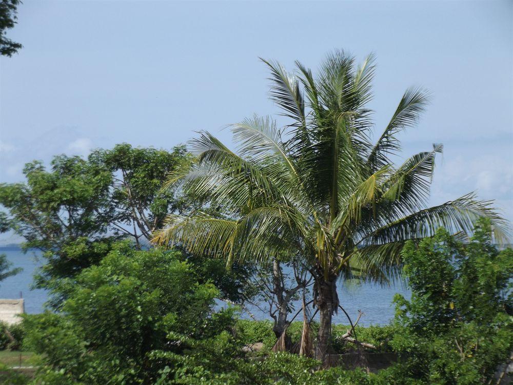 Luwansa Beach Resort Labuan Bajo Exterior photo